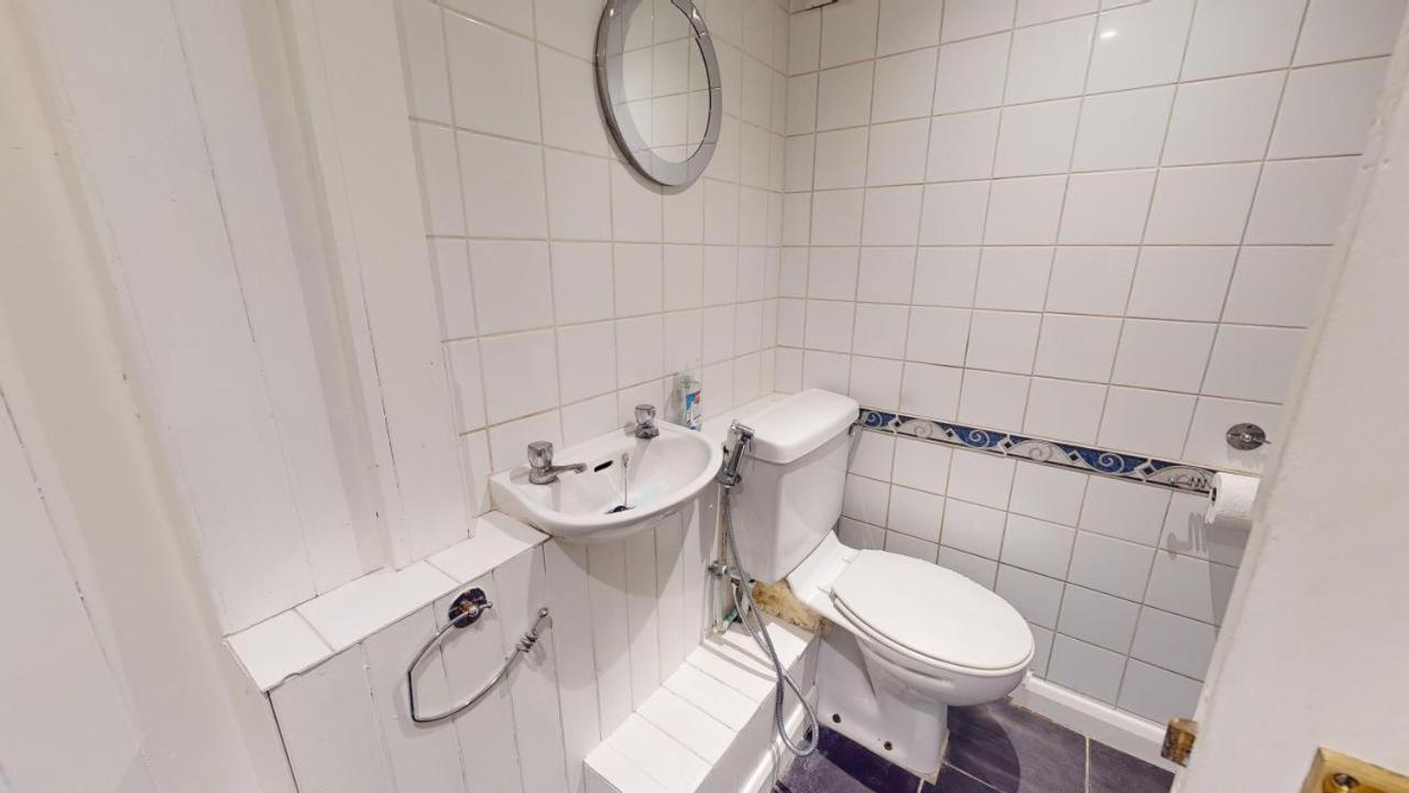 Holiday home Parlaunt House - 3 Bedroom With Free Parking